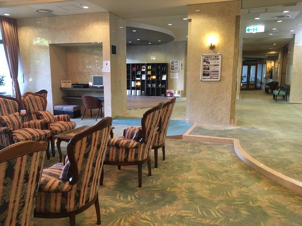 Breezbay Hotel & Resort Ґеро Екстер'єр фото